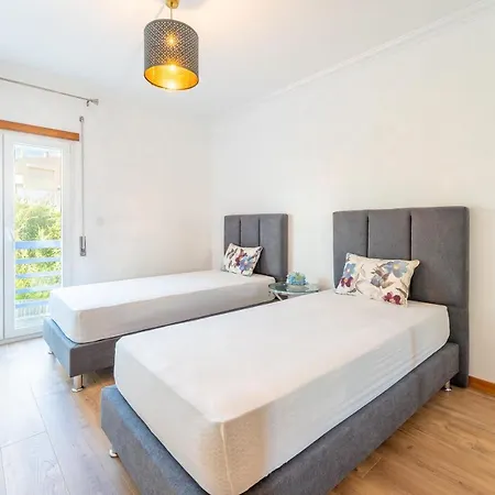 Casas & T2 Mathys Apartamento Nazaré