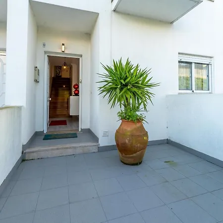 Casas & T2 Mathys Nazaré